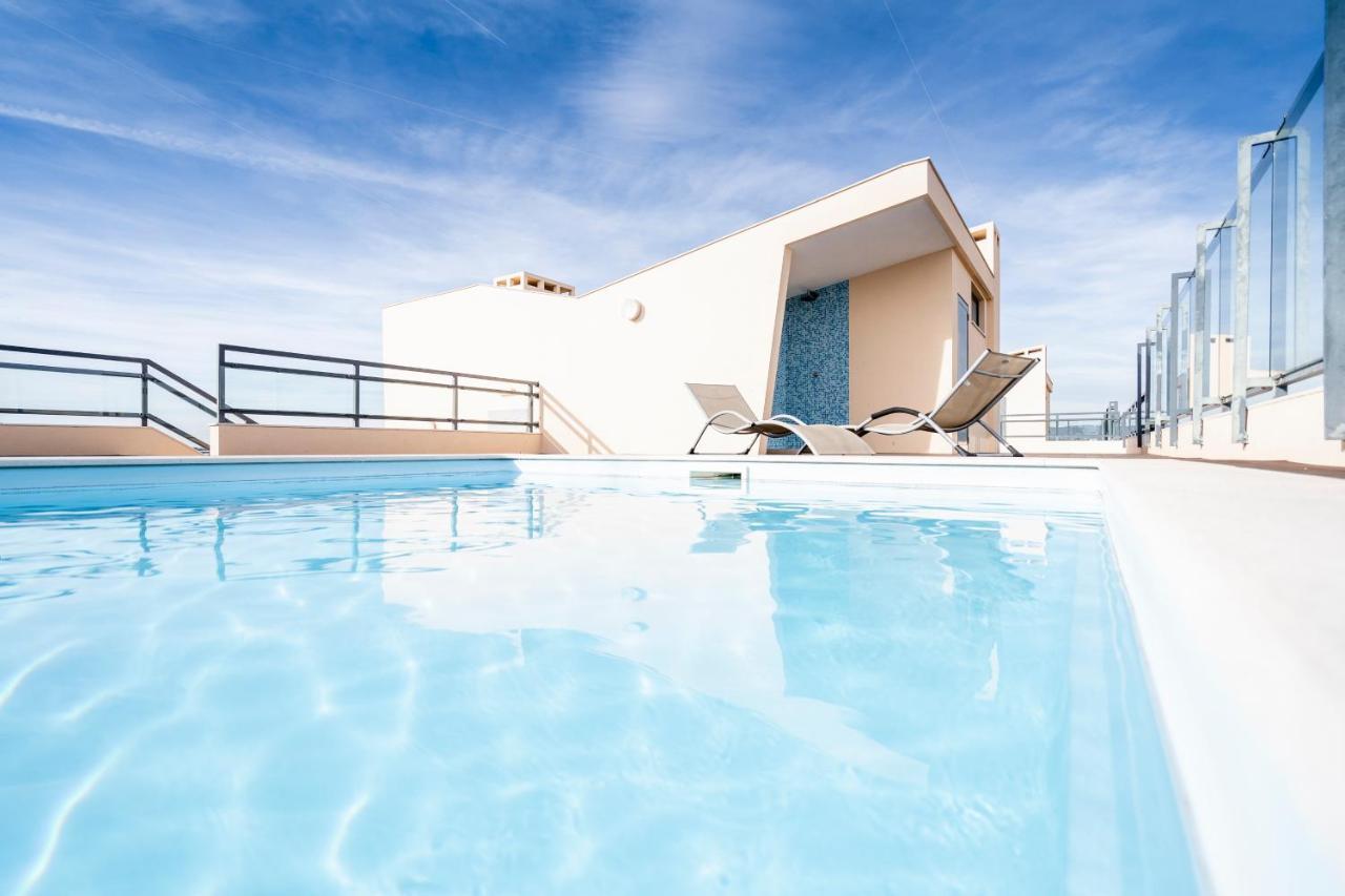 Oceanfront: Luxury Spectacular Sea Views And Pool Διαμέρισμα Olhão Εξωτερικό φωτογραφία
